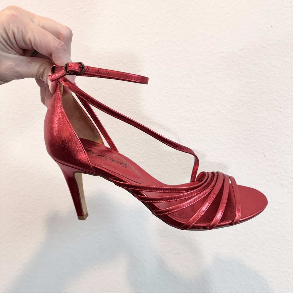 Free People Disco Fever Metallic Red Strappy Stiletto Heels Size 38 US 7.5 Party - Picture 3 of 12